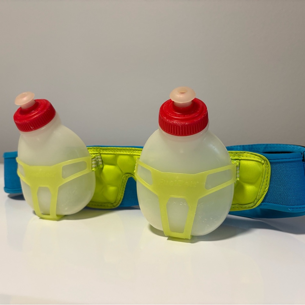 Fuel Belt Helium H2O Hydration Belt Two Bottle Blue Green Zipper Pocket Running
